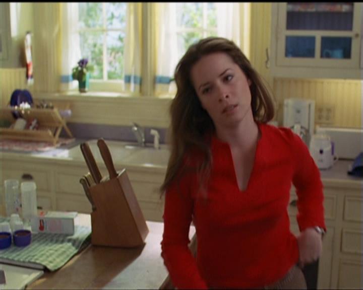 Charmed-Online-dot-517LuckyCharmed0449.jpg Charmed-Online-dot-517LuckyCharmed0449.jpg