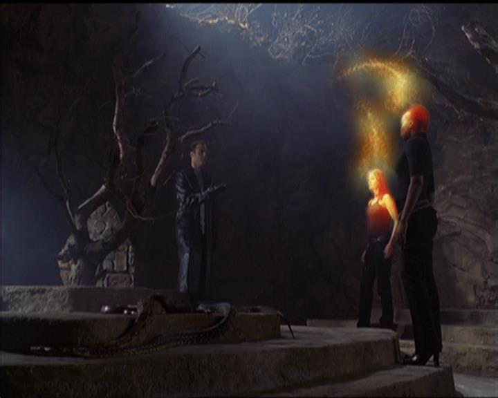 Charmed-Online-dot-517LuckyCharmed0518.jpg Charmed-Online-dot-517LuckyCharmed0518.jpg