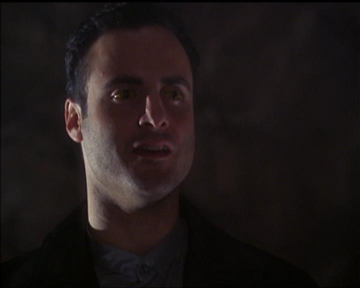 Charmed-Online-dot-517LuckyCharmed0524.jpg Charmed-Online-dot-517LuckyCharmed0524.jpg