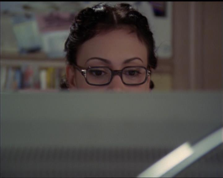 Charmed-Online-dot-517LuckyCharmed0540.jpg Charmed-Online-dot-517LuckyCharmed0540.jpg