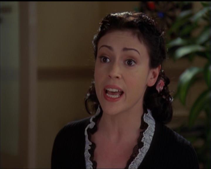 Charmed-Online-dot-517LuckyCharmed0627.jpg Charmed-Online-dot-517LuckyCharmed0627.jpg