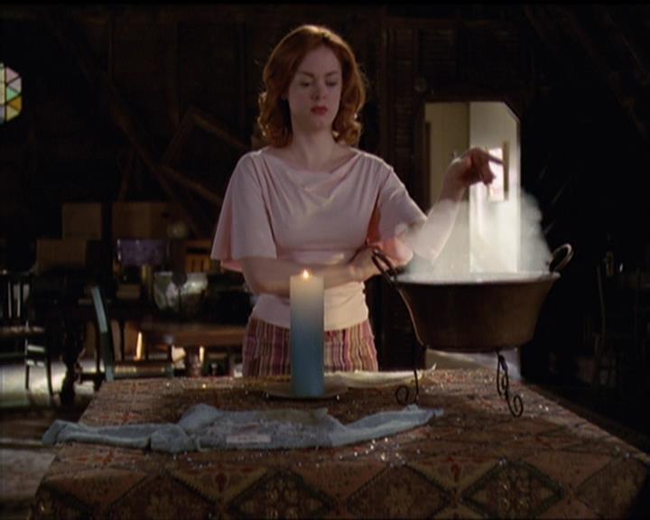 Charmed-Online-dot-517LuckyCharmed0726.jpg Charmed-Online-dot-517LuckyCharmed0726.jpg