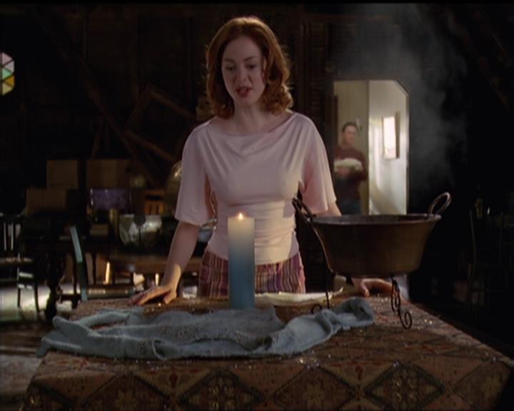 Charmed-Online-dot-517LuckyCharmed0730.jpg Charmed-Online-dot-517LuckyCharmed0730.jpg