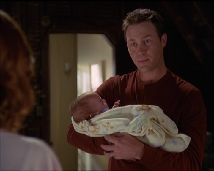 Charmed-Online-dot-517LuckyCharmed0747.jpg Charmed-Online-dot-517LuckyCharmed0747.jpg