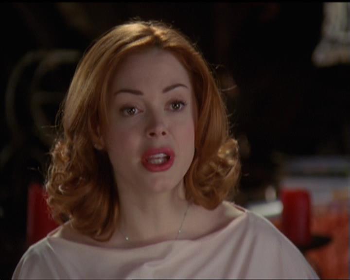 Charmed-Online-dot-517LuckyCharmed0749.jpg Charmed-Online-dot-517LuckyCharmed0749.jpg