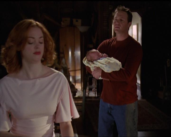 Charmed-Online-dot-517LuckyCharmed0762.jpg Charmed-Online-dot-517LuckyCharmed0762.jpg