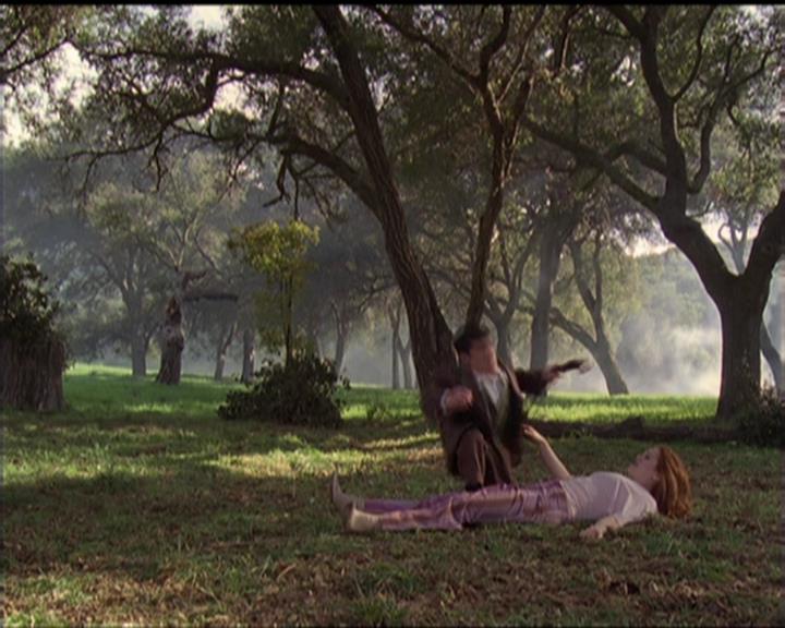 Charmed-Online-dot-517LuckyCharmed0870.jpg Charmed-Online-dot-517LuckyCharmed0870.jpg