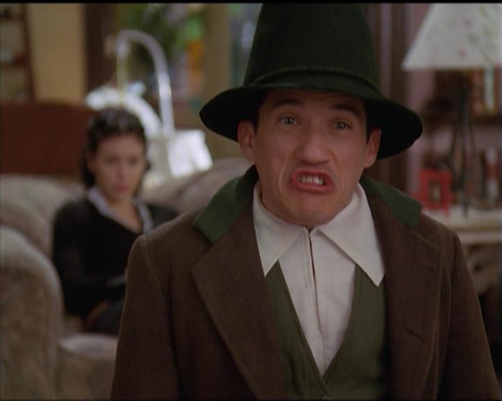 Charmed-Online-dot-517LuckyCharmed0938.jpg Charmed-Online-dot-517LuckyCharmed0938.jpg