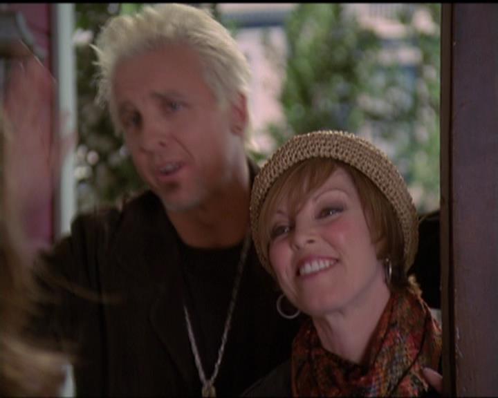 Charmed-Online-dot-517LuckyCharmed1057.jpg Charmed-Online-dot-517LuckyCharmed1057.jpg