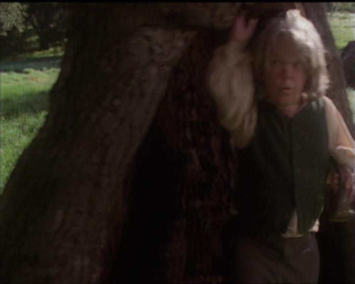 Charmed-Online-dot-517LuckyCharmed1072.jpg Charmed-Online-dot-517LuckyCharmed1072.jpg