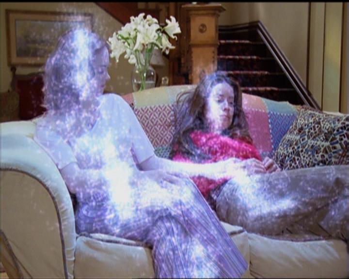 Charmed-Online-dot-517LuckyCharmed1207.jpg Charmed-Online-dot-517LuckyCharmed1207.jpg