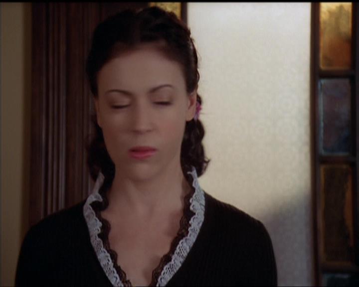 Charmed-Online-dot-517LuckyCharmed1248.jpg Charmed-Online-dot-517LuckyCharmed1248.jpg