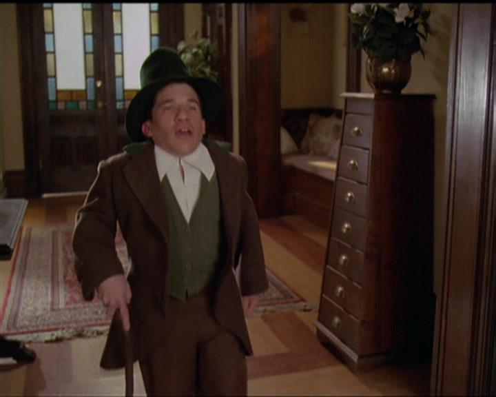 Charmed-Online-dot-517LuckyCharmed1301.jpg Charmed-Online-dot-517LuckyCharmed1301.jpg