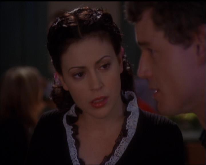 Charmed-Online-dot-517LuckyCharmed1493.jpg Charmed-Online-dot-517LuckyCharmed1493.jpg