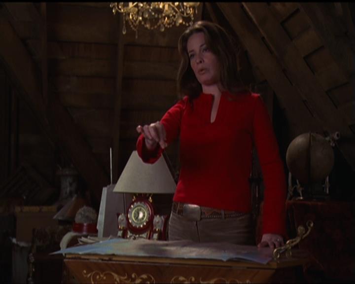 Charmed-Online-dot-517LuckyCharmed1558.jpg Charmed-Online-dot-517LuckyCharmed1558.jpg