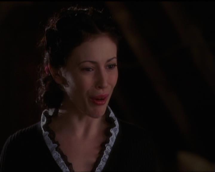 Charmed-Online-dot-517LuckyCharmed1585.jpg Charmed-Online-dot-517LuckyCharmed1585.jpg