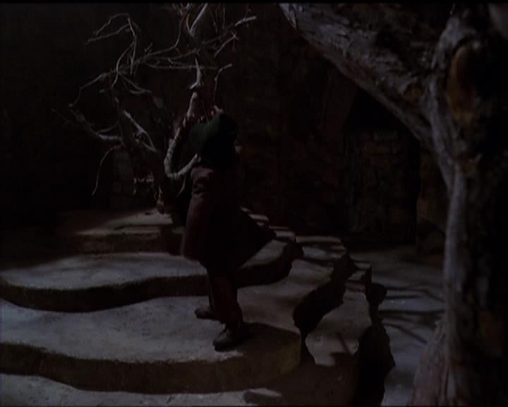 Charmed-Online-dot-517LuckyCharmed1618.jpg Charmed-Online-dot-517LuckyCharmed1618.jpg