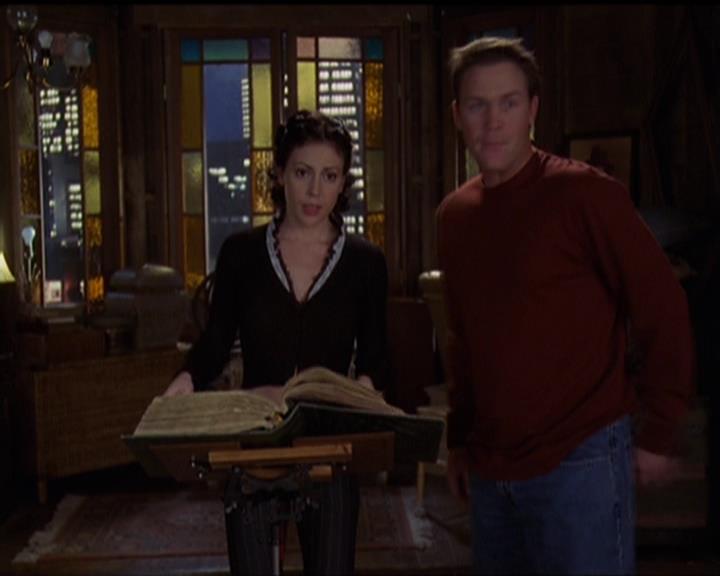 Charmed-Online-dot-517LuckyCharmed1651.jpg Charmed-Online-dot-517LuckyCharmed1651.jpg