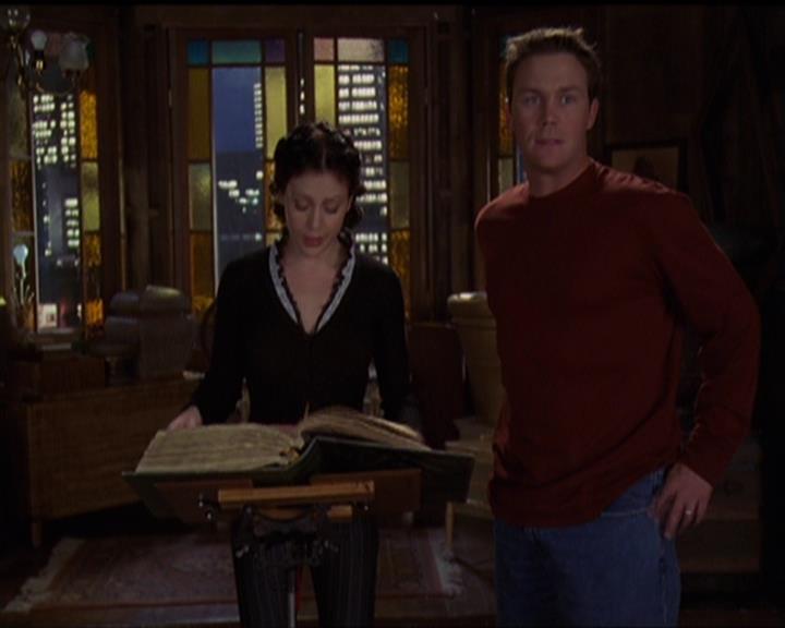 Charmed-Online-dot-517LuckyCharmed1652.jpg Charmed-Online-dot-517LuckyCharmed1652.jpg