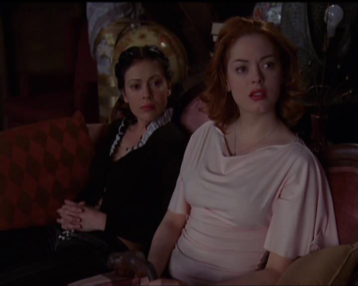 Charmed-Online-dot-517LuckyCharmed1701.jpg Charmed-Online-dot-517LuckyCharmed1701.jpg