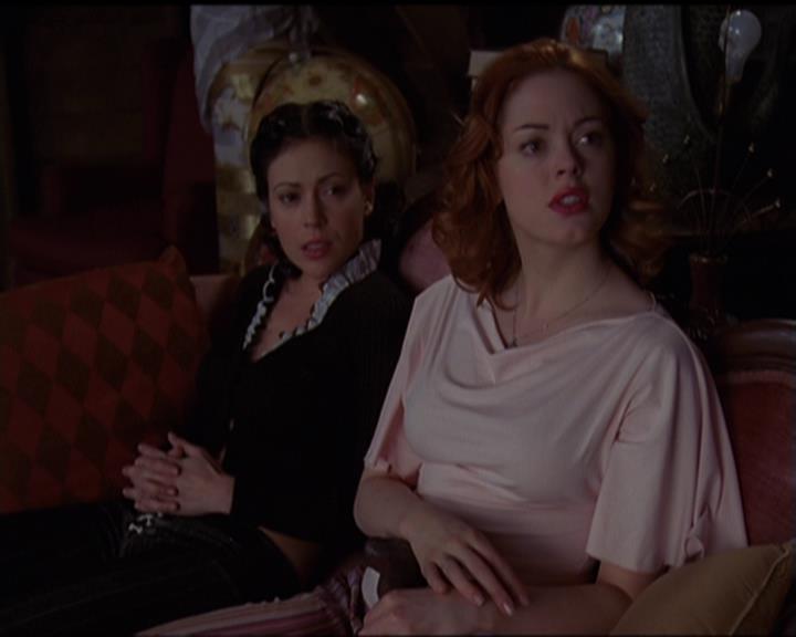 Charmed-Online-dot-517LuckyCharmed1706.jpg Charmed-Online-dot-517LuckyCharmed1706.jpg