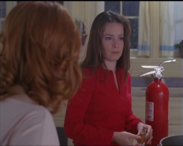 Charmed-Online-dot-517LuckyCharmed1824.jpg Charmed-Online-dot-517LuckyCharmed1824.jpg