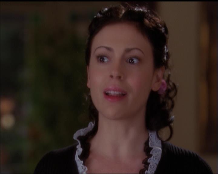 Charmed-Online-dot-517LuckyCharmed1860.jpg Charmed-Online-dot-517LuckyCharmed1860.jpg