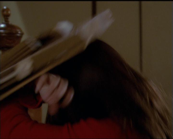 Charmed-Online-dot-517LuckyCharmed1892.jpg Charmed-Online-dot-517LuckyCharmed1892.jpg