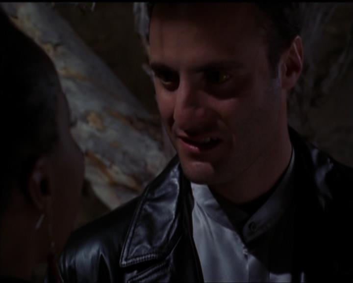 Charmed-Online-dot-517LuckyCharmed1942.jpg Charmed-Online-dot-517LuckyCharmed1942.jpg