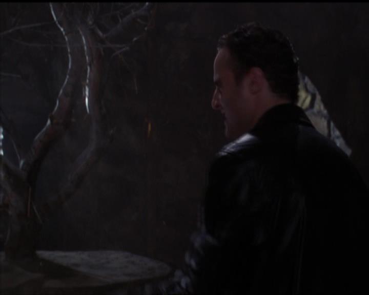 Charmed-Online-dot-517LuckyCharmed1953.jpg Charmed-Online-dot-517LuckyCharmed1953.jpg