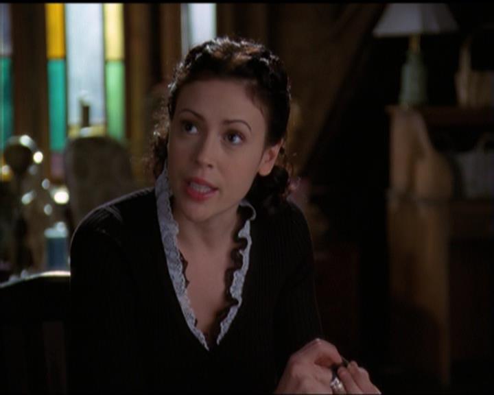 Charmed-Online-dot-517LuckyCharmed1977.jpg Charmed-Online-dot-517LuckyCharmed1977.jpg