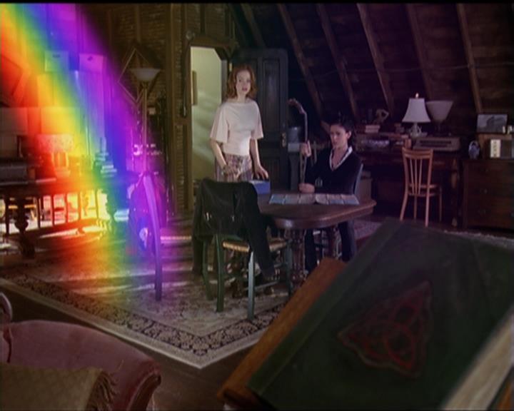 Charmed-Online-dot-517LuckyCharmed2027.jpg Charmed-Online-dot-517LuckyCharmed2027.jpg