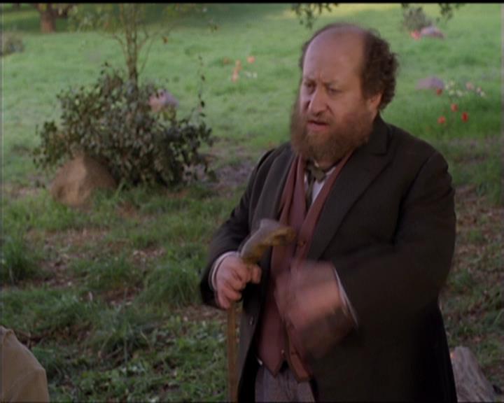 Charmed-Online-dot-517LuckyCharmed2047.jpg Charmed-Online-dot-517LuckyCharmed2047.jpg