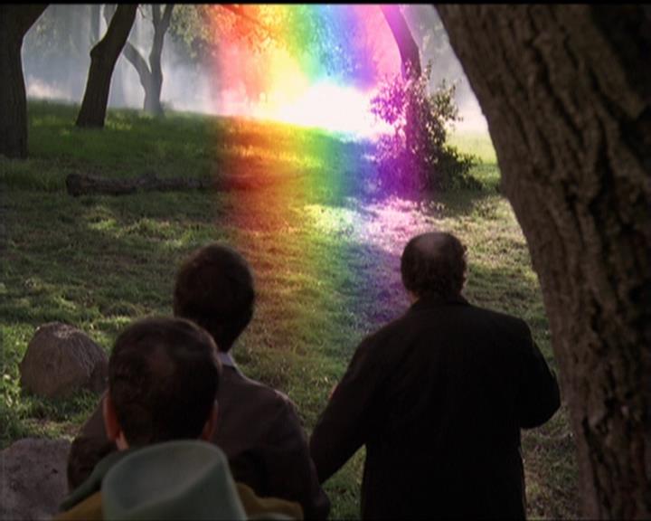 Charmed-Online-dot-517LuckyCharmed2053.jpg Charmed-Online-dot-517LuckyCharmed2053.jpg