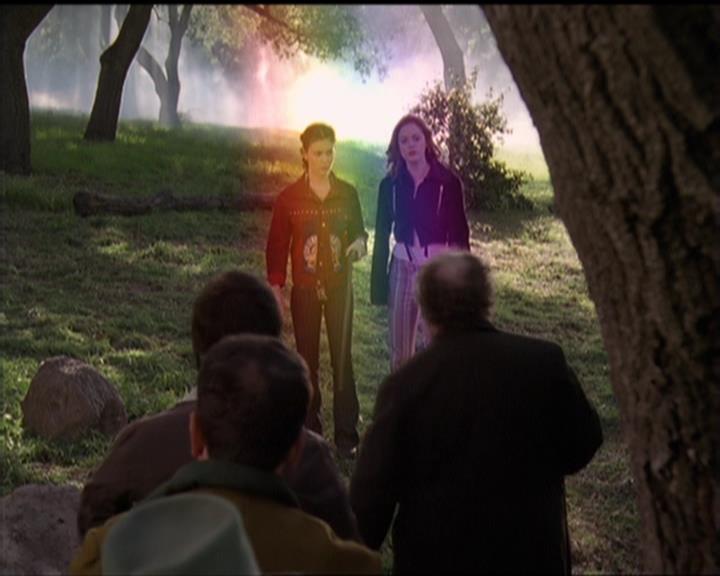 Charmed-Online-dot-517LuckyCharmed2054.jpg Charmed-Online-dot-517LuckyCharmed2054.jpg