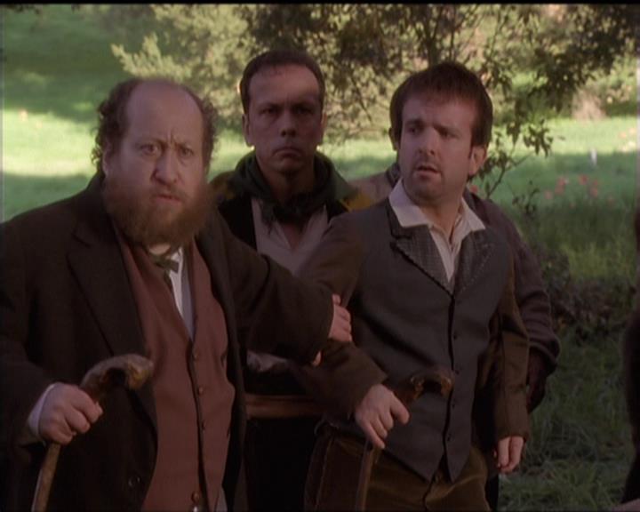 Charmed-Online-dot-517LuckyCharmed2070.jpg Charmed-Online-dot-517LuckyCharmed2070.jpg