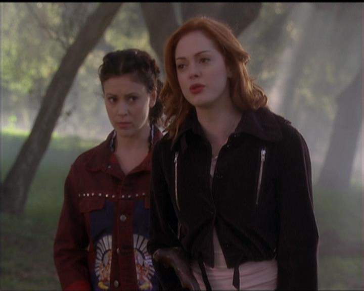 Charmed-Online-dot-517LuckyCharmed2071.jpg Charmed-Online-dot-517LuckyCharmed2071.jpg