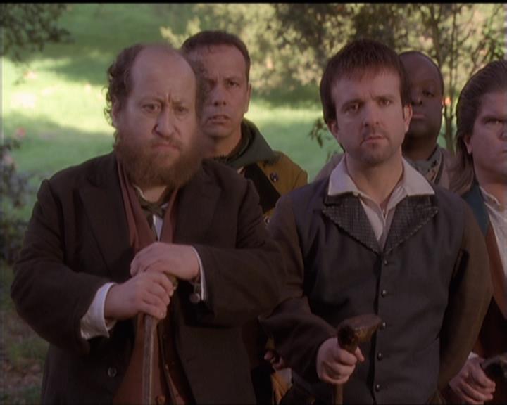 Charmed-Online-dot-517LuckyCharmed2081.jpg Charmed-Online-dot-517LuckyCharmed2081.jpg