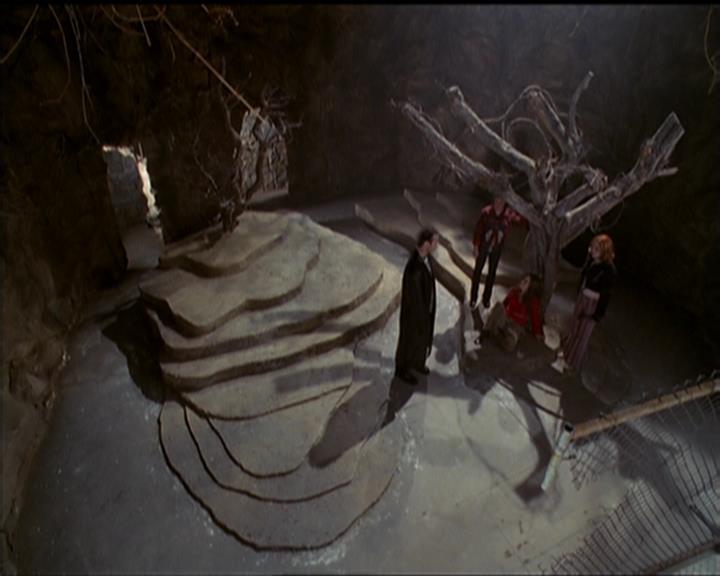 Charmed-Online-dot-517LuckyCharmed2134.jpg Charmed-Online-dot-517LuckyCharmed2134.jpg