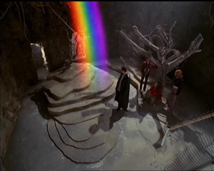 Charmed-Online-dot-517LuckyCharmed2135.jpg Charmed-Online-dot-517LuckyCharmed2135.jpg