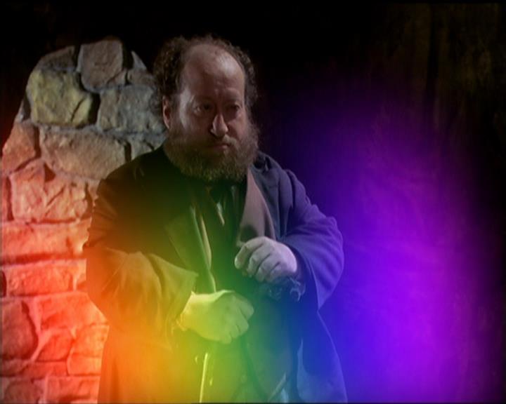 Charmed-Online-dot-517LuckyCharmed2136.jpg Charmed-Online-dot-517LuckyCharmed2136.jpg