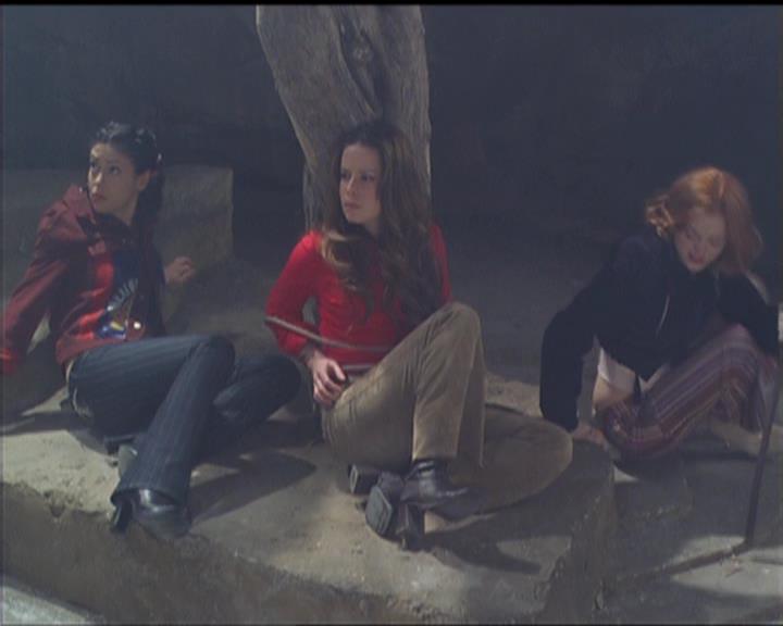 Charmed-Online-dot-517LuckyCharmed2173.jpg Charmed-Online-dot-517LuckyCharmed2173.jpg