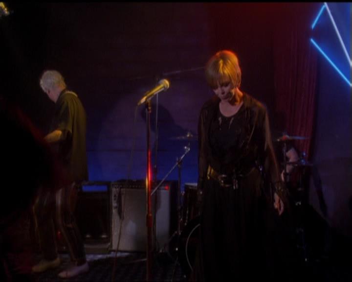 Charmed-Online-dot-517LuckyCharmed2340.jpg Charmed-Online-dot-517LuckyCharmed2340.jpg