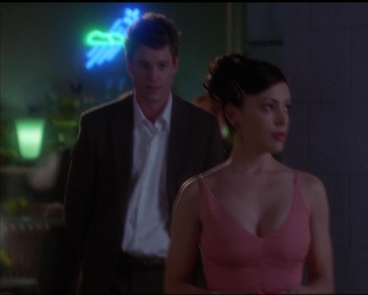 Charmed-Online-dot-517LuckyCharmed2396.jpg Charmed-Online-dot-517LuckyCharmed2396.jpg