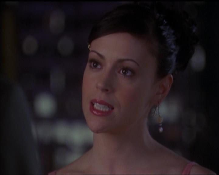 Charmed-Online-dot-517LuckyCharmed2427.jpg Charmed-Online-dot-517LuckyCharmed2427.jpg