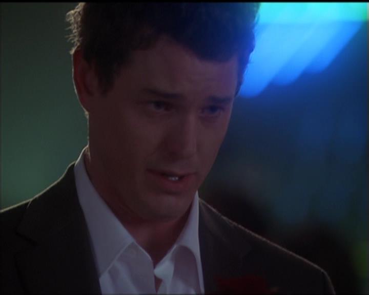 Charmed-Online-dot-517LuckyCharmed2437.jpg Charmed-Online-dot-517LuckyCharmed2437.jpg