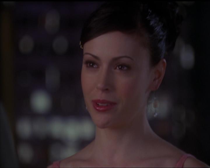 Charmed-Online-dot-517LuckyCharmed2454.jpg Charmed-Online-dot-517LuckyCharmed2454.jpg