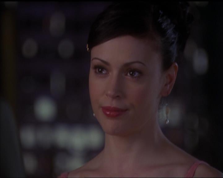 Charmed-Online-dot-517LuckyCharmed2475.jpg Charmed-Online-dot-517LuckyCharmed2475.jpg