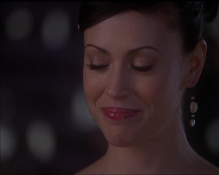 Charmed-Online-dot-517LuckyCharmed2482.jpg Charmed-Online-dot-517LuckyCharmed2482.jpg