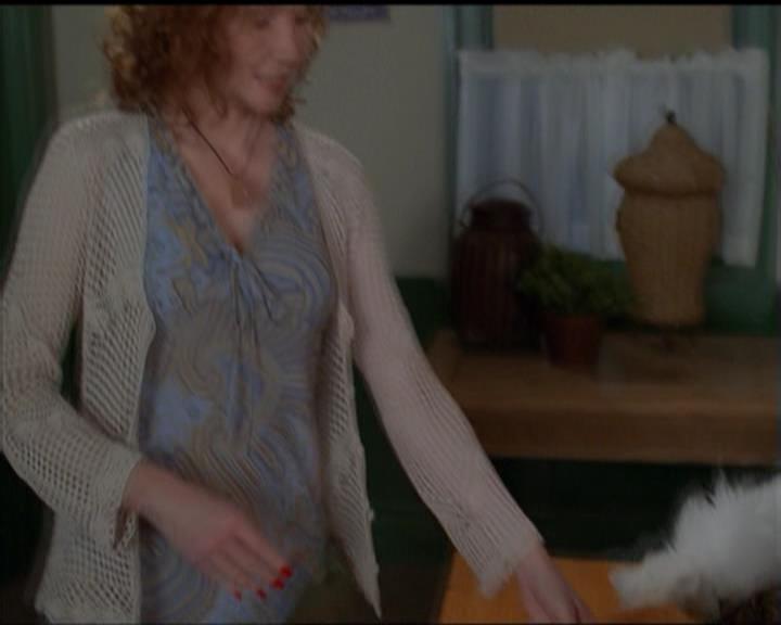 Charmed-Online-dot-518CatHouse0010.jpg Charmed-Online-dot-518CatHouse0010.jpg